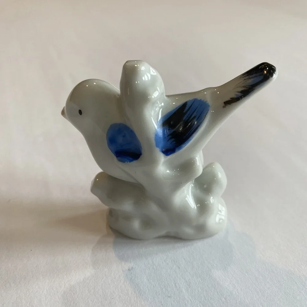 Bird Figurine White Blue Wings Miniature Perched Ceramic Hand Painted Japan VTG